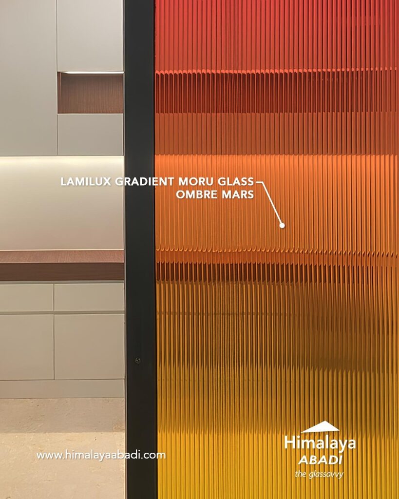 Kaca Motif Untuk Partisi Ruangan