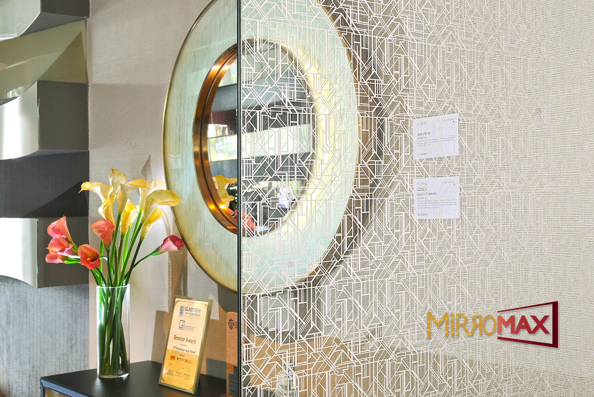 pattern-mirror